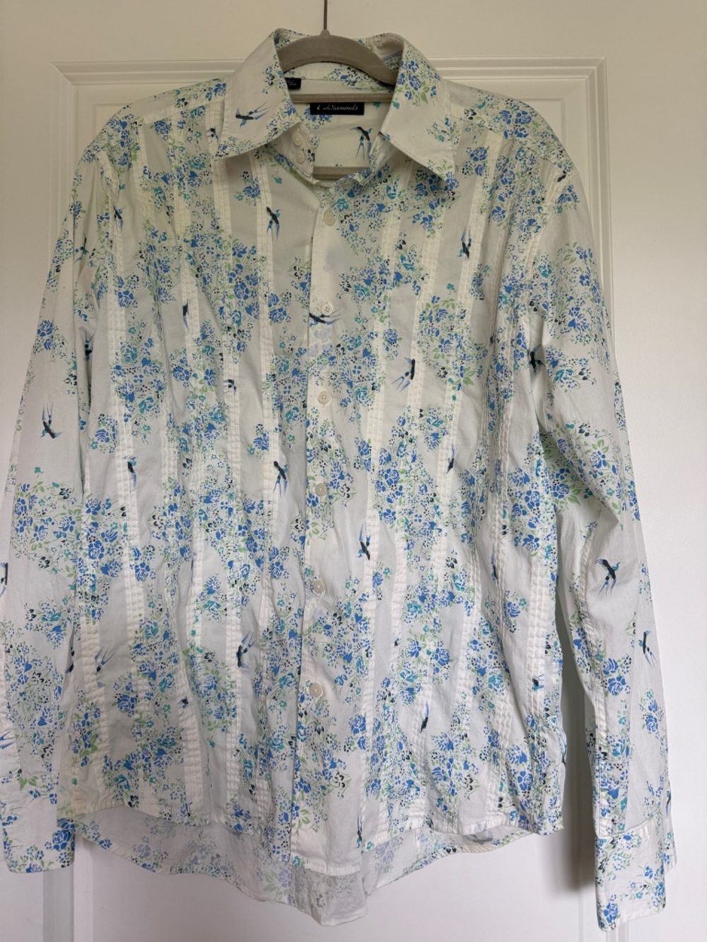7 Diamonds White Button-Down Shirt with Blue Floral Print